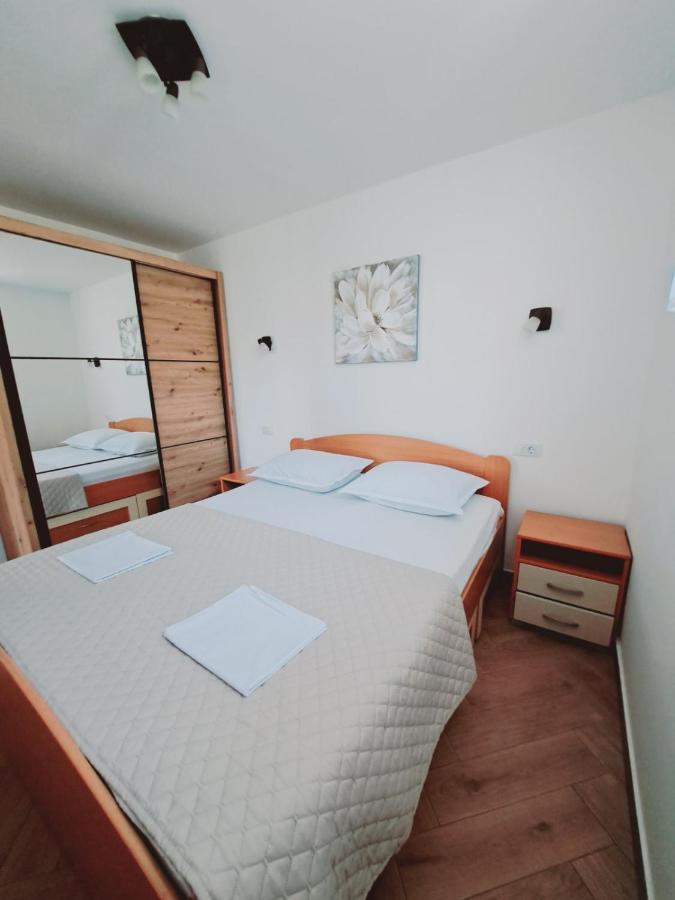 Apartments Blazevic Herceg Novi Bagian luar foto