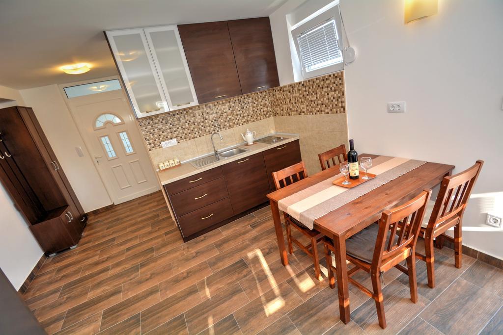 Apartments Blazevic Herceg Novi Bagian luar foto
